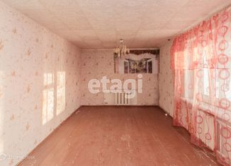 Продажа комнаты, 18.9 м2, Качканар, 4-й микрорайон, 27