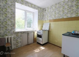 Продается 3-комнатная квартира, 52 м2, Тюмень, улица Карла Маркса, 123