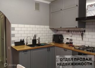 Продажа 2-ком. квартиры, 54 м2, Крымск, Курганная улица, 1Б