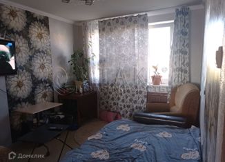 Продам 3-комнатную квартиру, 63 м2, Санкт-Петербург, улица Маршала Захарова, 35к2, муниципальный округ Юго-Запад