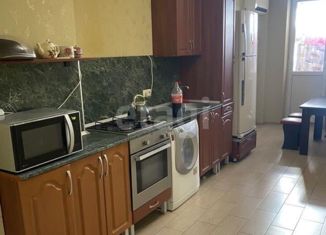 Продажа 1-ком. квартиры, 76 м2, Батайск, улица Кирова, 9Б