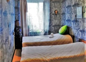 Продам 2-ком. квартиру, 44 м2, Московский, 1-й микрорайон, 3