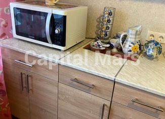 Сдам двухкомнатную квартиру, 47 м2, Москва, улица Новинки, 27к1, улица Новинки