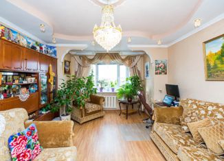 Продаю 2-комнатную квартиру, 60.7 м2, Тюменская область, проспект Ленина, 68
