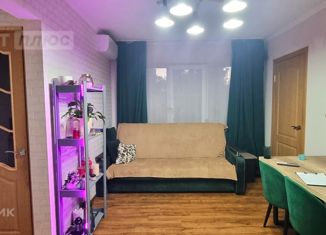 Продаю 3-ком. квартиру, 42 м2, Крымск, улица Лермонтова, 17