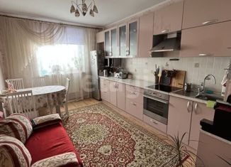 2-комнатная квартира на продажу, 74.7 м2, Екатеринбург, улица Чапаева, 23, улица Чапаева