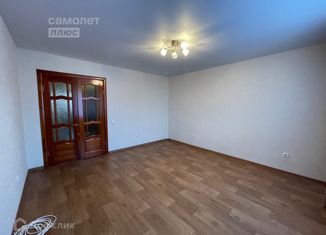Продается двухкомнатная квартира, 62 м2, село Семёновка, Молодёжная улица, 14А