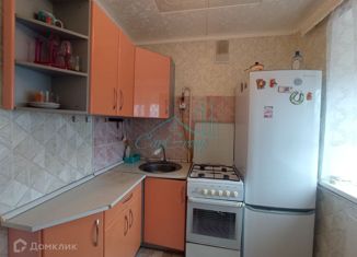 Продаю 3-ком. квартиру, 54 м2, Гай, улица Ленина, 46