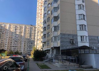 Продаю 3-комнатную квартиру, 60.5 м2, Москва, Нарвская улица, 1Ак4, Нарвская улица