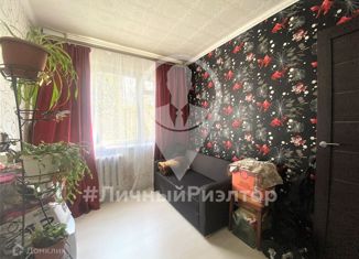 Продам 4-комнатную квартиру, 60.3 м2, Рязань, улица Тимуровцев, 9к1, район Песочня