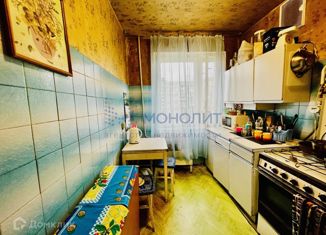 Продаю двухкомнатную квартиру, 43.8 м2, Нижний Новгород, улица Сергея Есенина, 26, жилой район Мещерское Озеро