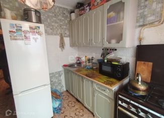 Продается 1-ком. квартира, 30.2 м2, Сатка, Бакальская улица, 8