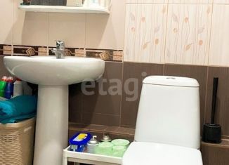 Продаю 2-комнатную квартиру, 48.3 м2, Екатеринбург, улица Бебеля, 154, улица Бебеля