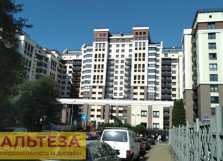Продается трехкомнатная квартира, 104.8 м2, Калининград, улица Сержанта Колоскова, 8