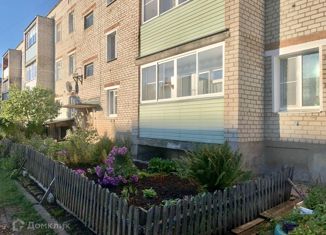 Продаю 2-ком. квартиру, 51.6 м2, село Каринка, Новая улица, 1