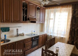 Сдается 4-ком. квартира, 108 м2, Старый Оскол, микрорайон Жукова, 17