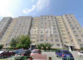 Продам четырехкомнатную квартиру, 68.6 м2, Челябинская область, улица Академика Павлова, 37