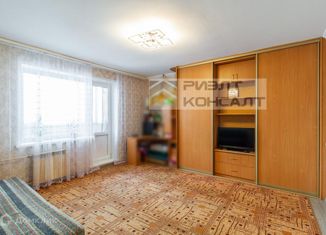 Продается 1-комнатная квартира, 42 м2, Омск, Куломзинская улица, 64к1