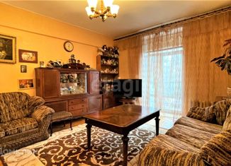 Продается трехкомнатная квартира, 81.6 м2, Москва, улица Строителей, 6к6, метро Университет