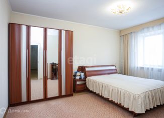 Продается двухкомнатная квартира, 68 м2, Екатеринбург, улица Степана Разина, 39, улица Степана Разина