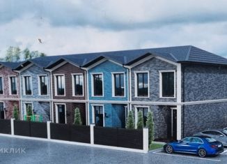 Продаю четырехкомнатную квартиру, 120 м2, Нальчик, улица Циолковского, 35, район Аэропорт