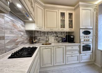 Продам 3-комнатную квартиру, 66.3 м2, Москва, улица Правды, 7/9, улица Правды