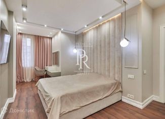 Продам 4-ком. квартиру, 131 м2, Москва, Мосфильмовская улица, 88к4с1, метро Раменки