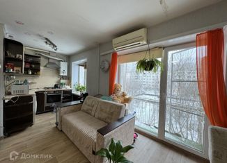 Продам трехкомнатную квартиру, 61.8 м2, Волгоградская область, улица Пархоменко, 51