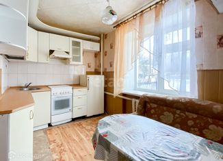 Продажа 2-комнатной квартиры, 50 м2, село Большое Село, улица Усыскина, 27