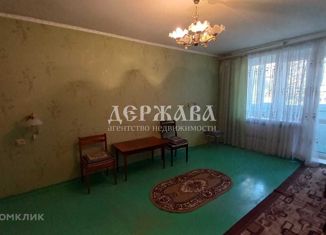 Сдаю в аренду трехкомнатную квартиру, 63 м2, Старый Оскол, микрорайон Приборостроитель, 25