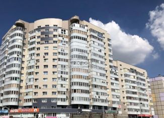 Продам 1-комнатную квартиру, 38 м2, Магнитогорск, проспект Ленина, 135