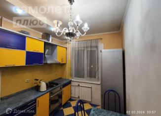 Продается 3-комнатная квартира, 68.2 м2, Астраханская область, улица Куликова, 75