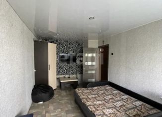 Продаю 1-ком. квартиру, 30 м2, Торжок, улица Луначарского, 130