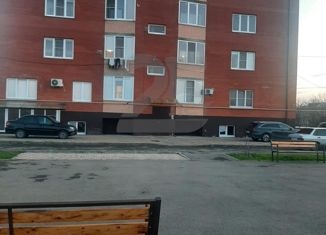 Продажа 1-комнатной квартиры, 40 м2, Адыгейск, проспект Ленина, 11