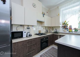 Продаю 2-комнатную квартиру, 59.3 м2, поселок Малое Луговое, улица 70 лет Октября, 19Б