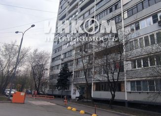 Продажа трехкомнатной квартиры, 67.8 м2, Москва, Скаковая улица, 13к2