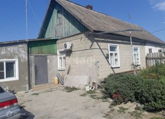 Продается четырехкомнатная квартира, 36.7 м2, Майский, улица Гайдара