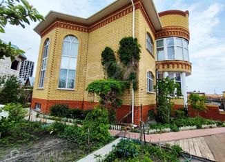 Продаю дом, 448 м2, Тюмень, Восточный округ, улица Моторостроителей, 4А