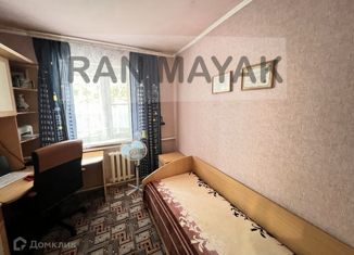 4-комнатная квартира на продажу, 64.4 м2, станица Гиагинская, улица Ушакова, 39