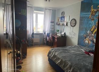 Продаю трехкомнатную квартиру, 80.3 м2, Санкт-Петербург, улица Латышских Стрелков, 1, улица Латышских Стрелков