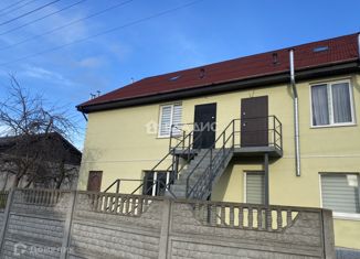 Продается 3-ком. квартира, 60 м2, поселок Малое Васильково, улица Маршала Жукова, 25