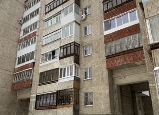 Продам 2-комнатную квартиру, 60.1 м2, Екатеринбург, Стахановская улица, 32