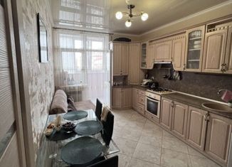 Продается 2-ком. квартира, 63 м2, Ставрополь, улица Рогожникова, 1, ЖК Севастопольский