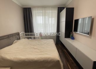 Продам 2-ком. квартиру, 74 м2, Москва, Ясная улица, 10