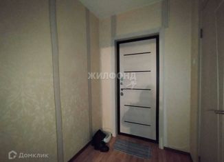 Продам квартиру студию, 32.6 м2, Новосибирск, улица Александра Чистякова, 6, метро Студенческая