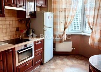 Продаю двухкомнатную квартиру, 51.4 м2, Москва, улица Дыбенко, 6к1, улица Дыбенко