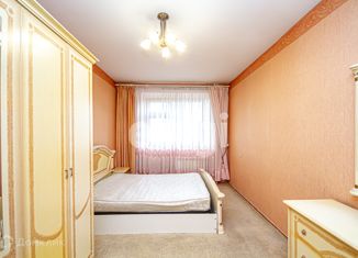 Сдам в аренду трехкомнатную квартиру, 110 м2, Новосибирская область, улица Крылова, 48