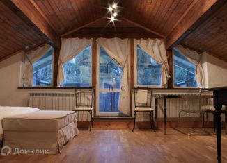 Сдается в аренду дом, 250 м2, городской посёлок Токсово, Школьная улица, 8А