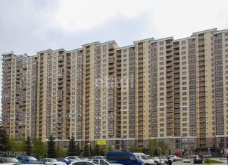 Продаю 2-комнатную квартиру, 90 м2, Тюмень, улица Малыгина, 90, ЖК Паруса