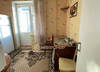 Продается 1-комнатная квартира, 27.3 м2, Челябинск, Курчатовский район, Комсомольский проспект, 94